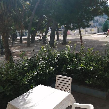 Omis Apartment On The Beach Luaran gambar