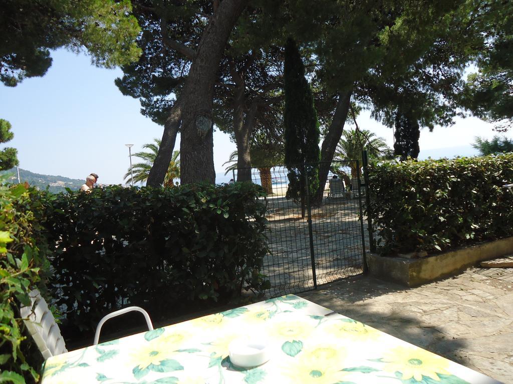 Omis Apartment On The Beach Luaran gambar